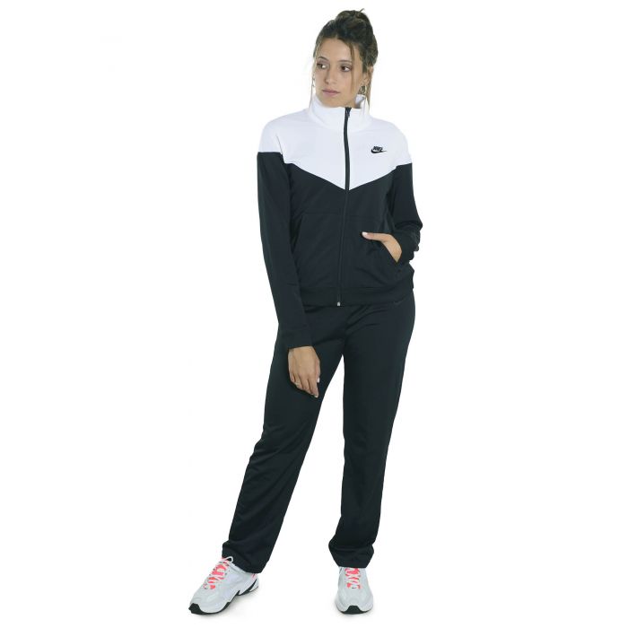 Conjuntos deportivos de Nike mujer online